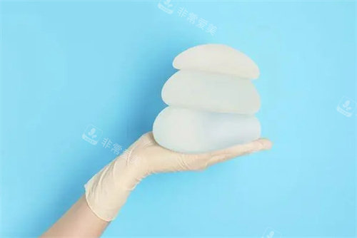 不同型號(hào)毛面假體實(shí)例圖 不同型號(hào)毛面假體實(shí)例圖