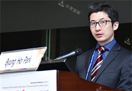 韓國EH愛護整形醫(yī)院醫(yī)生圖 韓國EH愛護整形醫(yī)院醫(yī)生圖