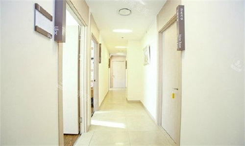 韩国JW眼科医院走廊