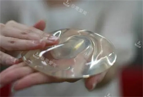 光面假體實(shí)例圖 光面假體實(shí)例圖