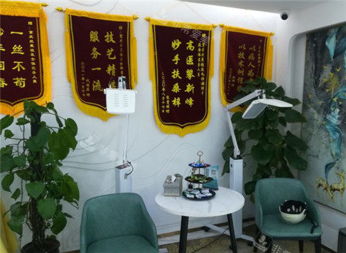 重慶絲粟植發(fā)環(huán)境圖 重慶絲粟植發(fā)環(huán)境圖