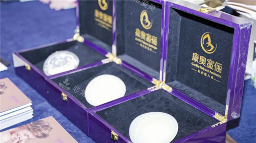 隆胸假體展示圖 隆胸假體展示圖