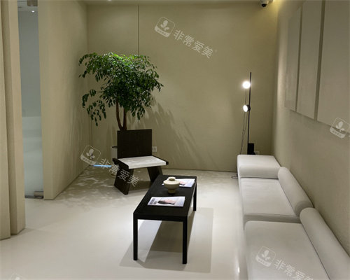 韓國綺林整形醫(yī)院休息廳 韓國綺林整形醫(yī)院休息廳