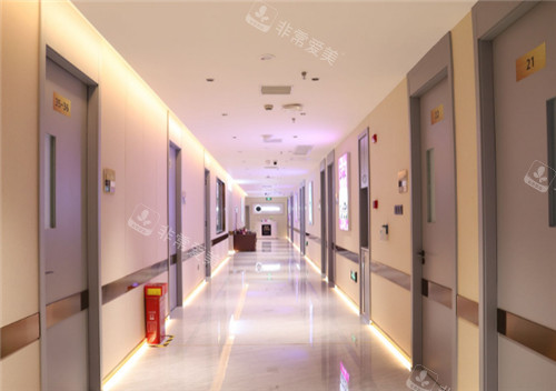 长沙雅美医疗美容走廊环境