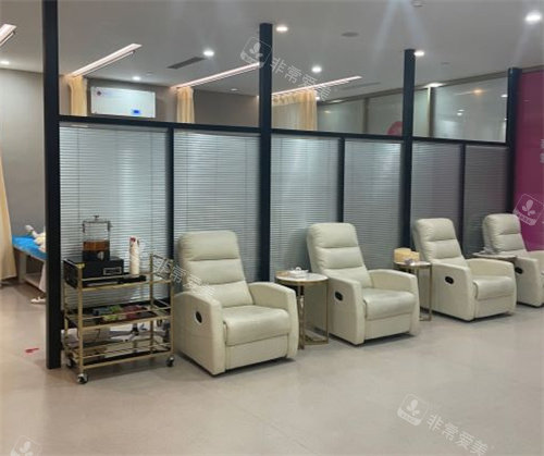 成都韓妃整形等待區(qū) 成都韓妃整形等待區(qū)