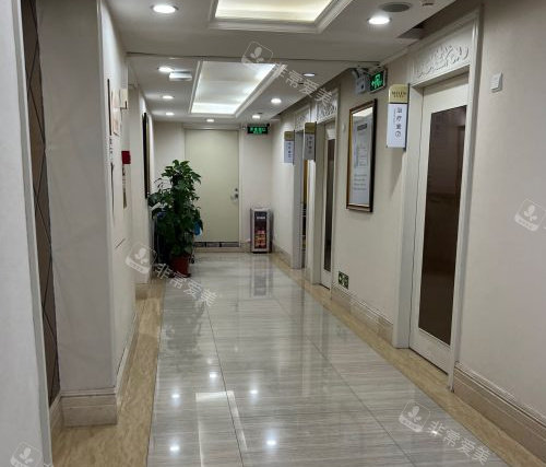 廣州美恩整形醫(yī)院走廊 廣州美恩整形醫(yī)院走廊