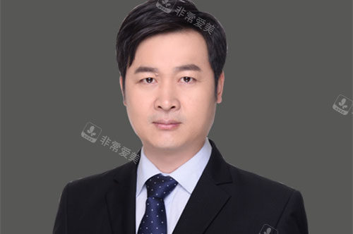杭州高士乾医生形象照