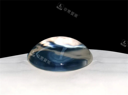 光面圓形假體照片