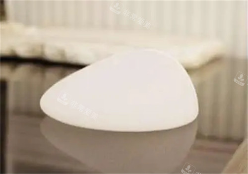 毛面水滴形假體照片
