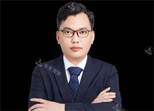 嘉興藝星整形張占召醫(yī)生圖 嘉興藝星整形張占召醫(yī)生圖
