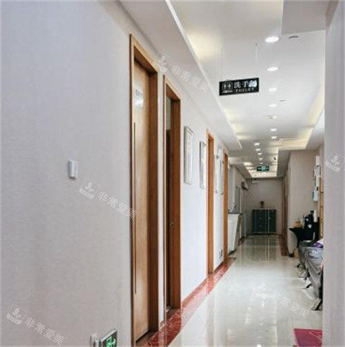深圳丽港丽格医疗美容医院走廊