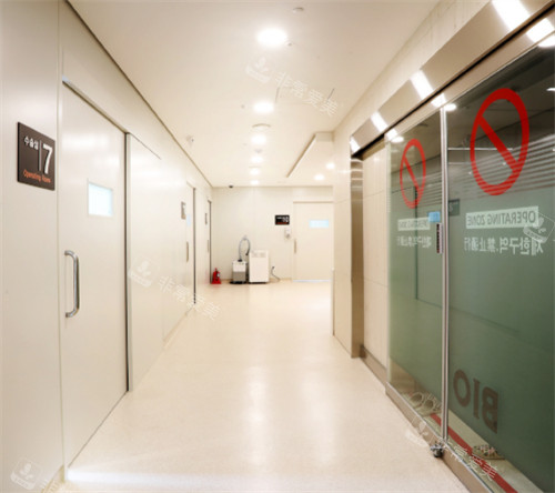 韩国BIO整形外科走廊