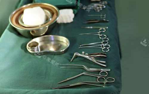 磨骨手术设备图