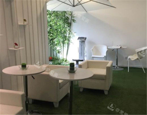 天壇普華整形休息區(qū) 天壇普華整形休息區(qū)