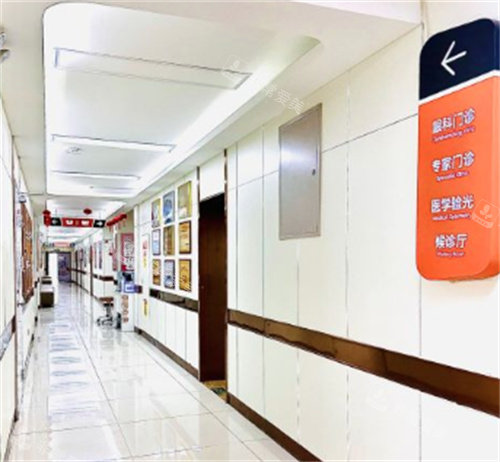 濟南華視眼科走廊