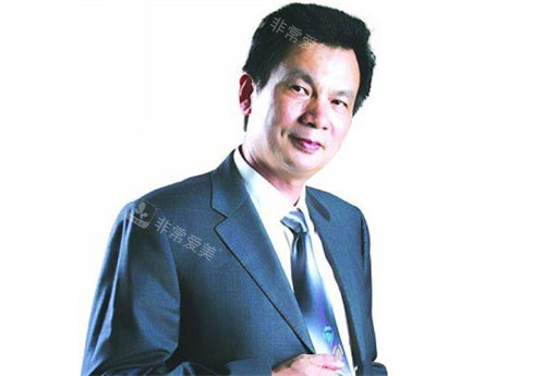 林沸騰醫(yī)生個(gè)人照 林沸騰醫(yī)生個(gè)人照