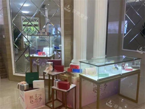 常州多美整形大廳環(huán)境圖