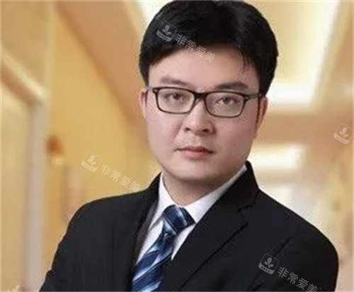 蒋劲文医生个人照