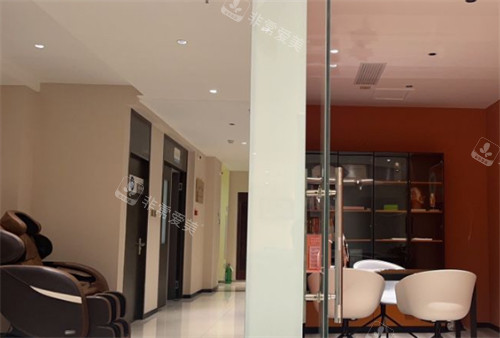 烟台美神整形走廊环境图