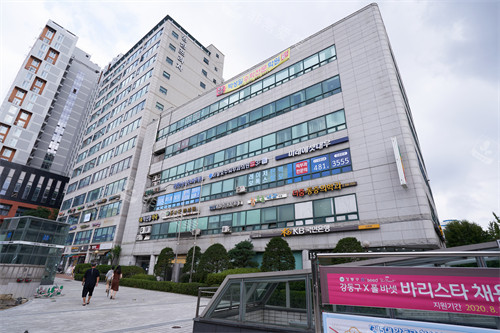韩国天空湖水皮肤科位置大楼 韩国天空湖水皮肤科位置大楼