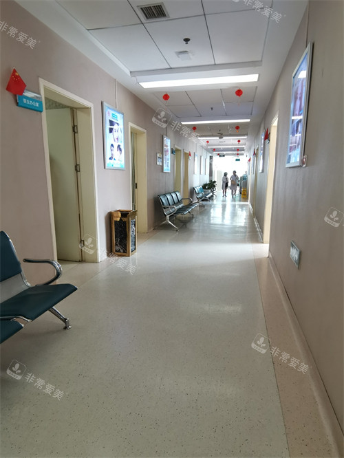 成都西区整形医院走廊环境