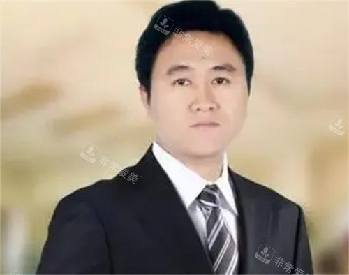 黃良飛個人照
