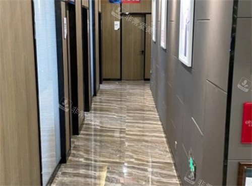 石家庄天宏医疗美容走廊环境图