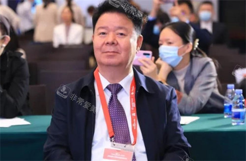 燕国振个人照
