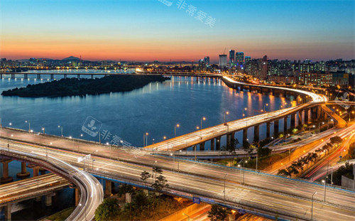 韓國麻浦大橋的俯拍圖 韓國麻浦大橋的俯拍圖