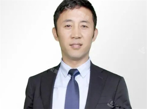 田海峰医生个人照