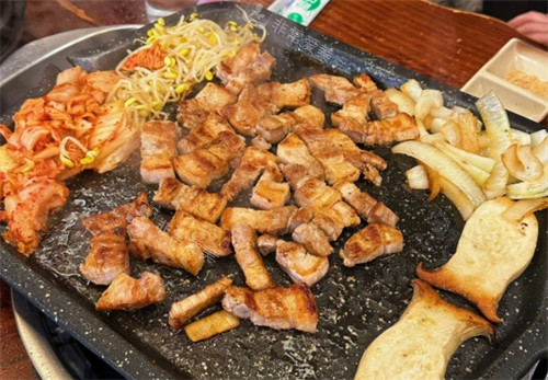 ?????????(合井生肉泡菜湯)超香