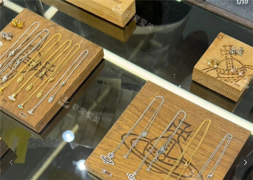 西太后展示柜臺(tái).jpg
