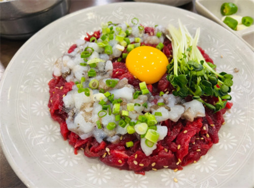 富村生拌牛肉 富村生拌牛肉