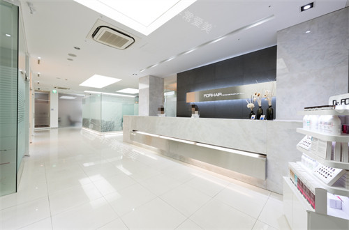 韩国FORHAIR毛发移植中心怎么样?是正规且口碑棒的植发机构提供超赞的植发服务