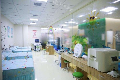 西安新城海翔眼科医院儿童验光区