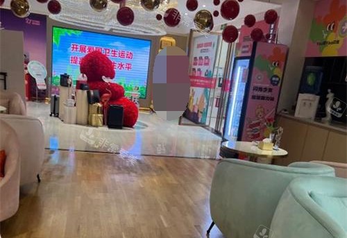 鄭州東方整形醫(yī)院大廳 鄭州東方整形醫(yī)院大廳