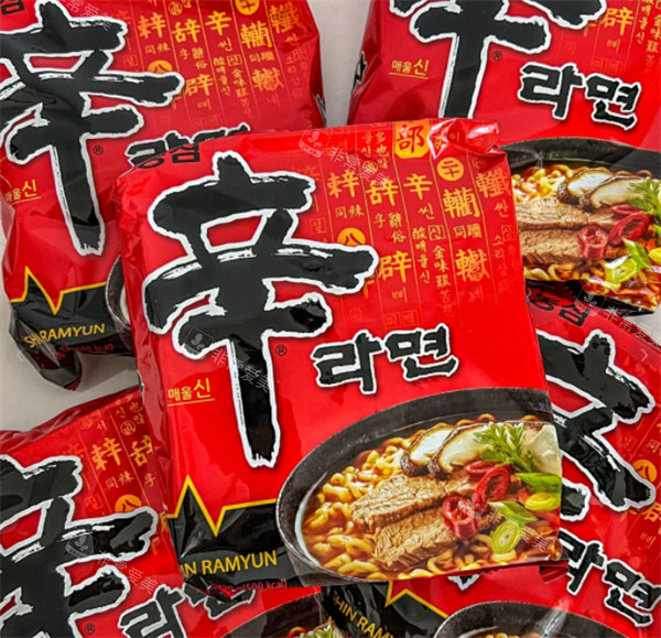 韓國辛拉面包裝
