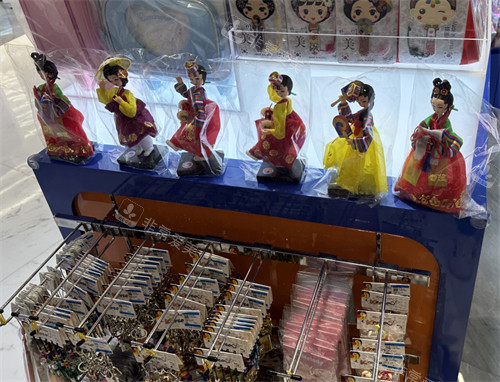 明洞乐天免税店伴手礼区 明洞乐天免税店伴手礼区