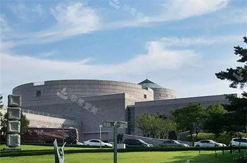 國立現(xiàn)代美術(shù)館外景 國立現(xiàn)代美術(shù)館外景