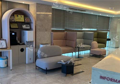 1723538071746048.jpg 韩国可来熙整形休息区.jpg