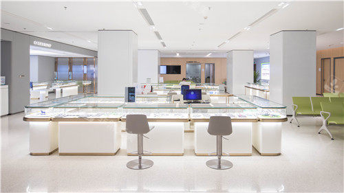 爱尔眼科大厅照