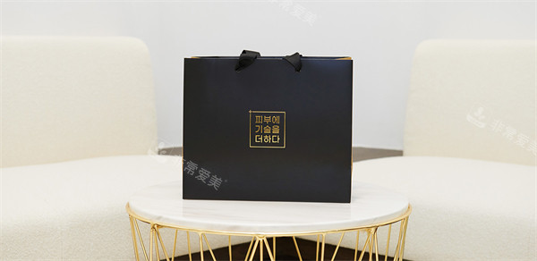 韓國(guó)Gold j皮膚科環(huán)境展示