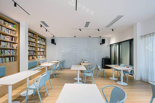 重庆中新美陆眼科院内环境一角