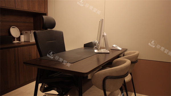韓國雅秘珠整形江南店<span style=