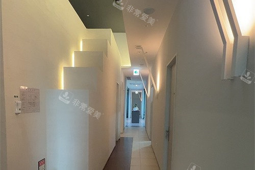韓國(guó)Toxnfill皮膚科三成店走廊環(huán)境 韓國(guó)Toxnfill皮膚科三成店走廊環(huán)境