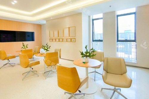 甘肃爱尔眼视光医院休息区