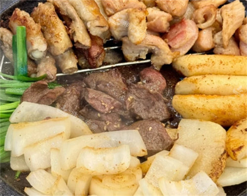 广藏市场美食