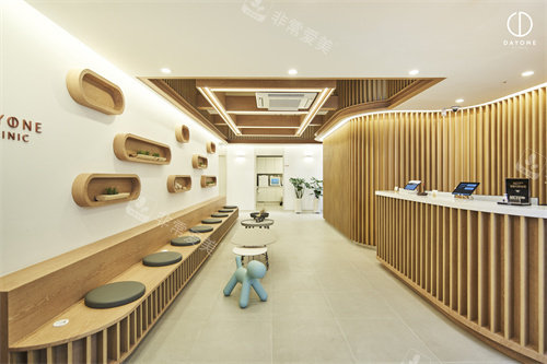 韓國(guó)Dayone醫(yī)院江南站店等待區(qū)環(huán)境 韓國(guó)Dayone醫(yī)院江南站店等待區(qū)環(huán)境