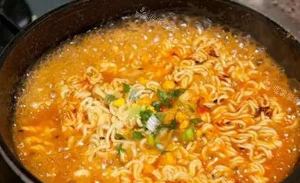 韩国泡面的4种吃饭让你领略泡面的味蕾之舞！