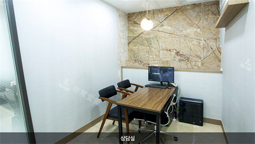 韓國卓佑炫整形外科<span style=